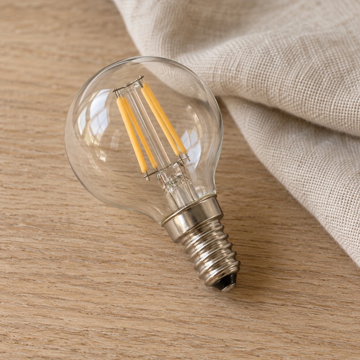 E14 lichtbronnen met een kleine ronde bol